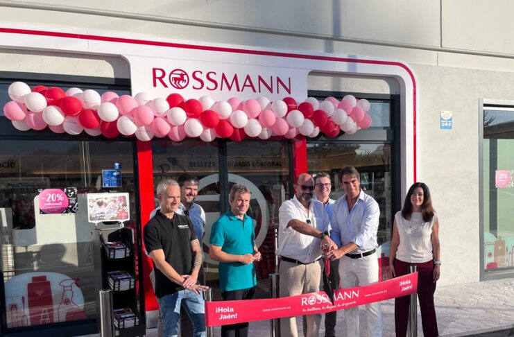 Rossmann abre en Victoria Park, que prepara una nueva ampliación en Jaén